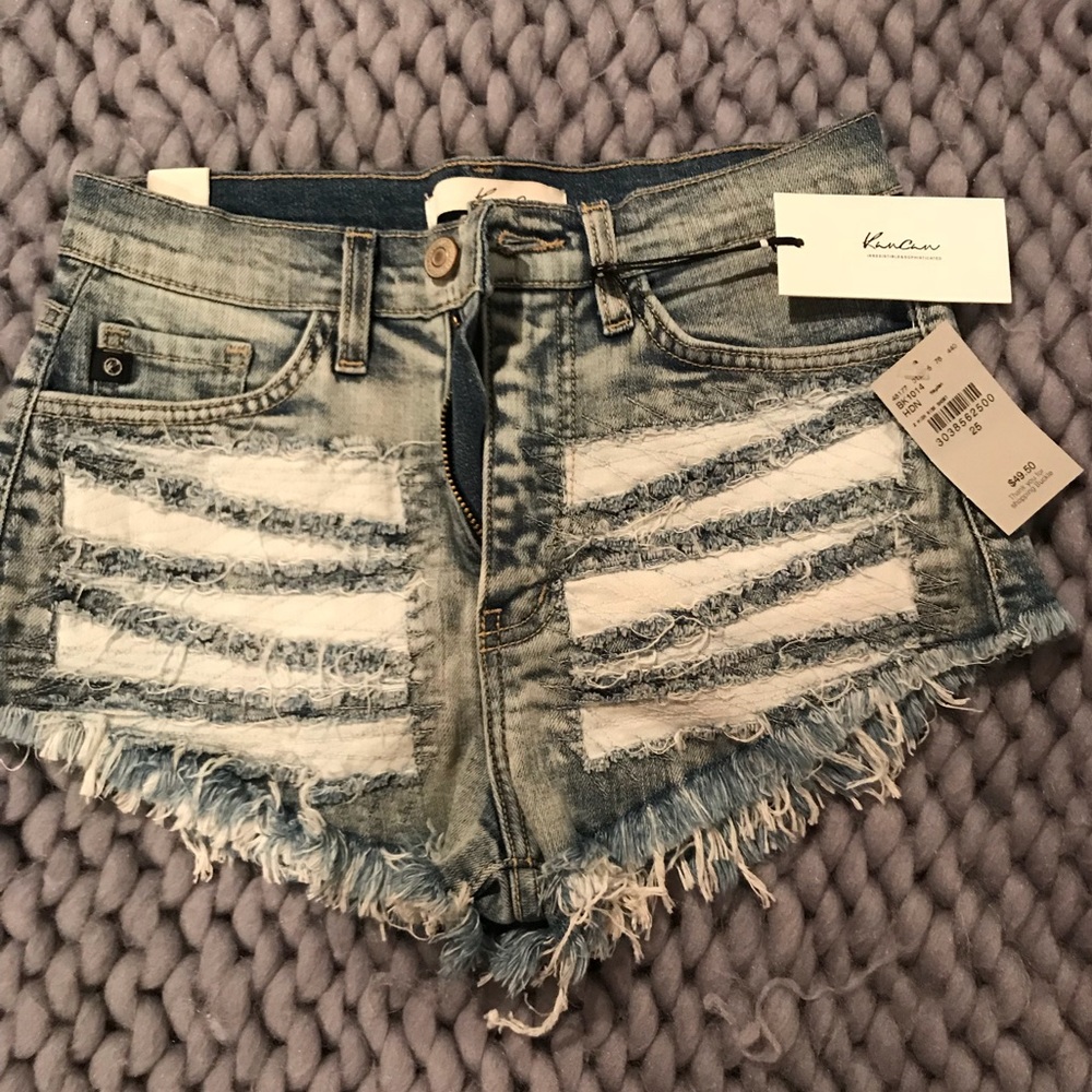 Kancan size 25 high waisted jean shorts NWT